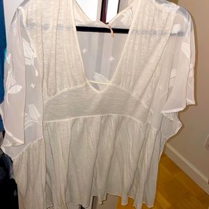 Free People White Floral Embroidered Flowy Blouse Size S